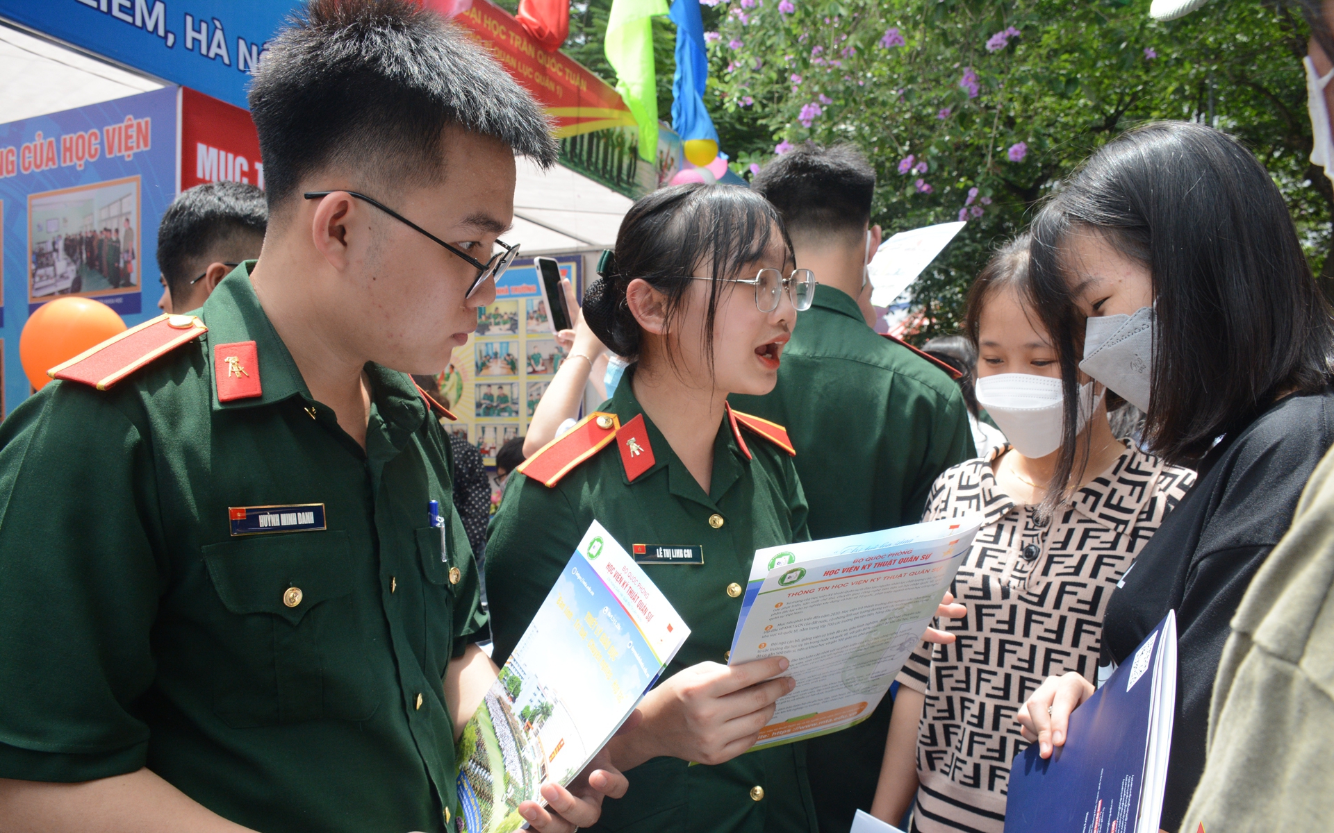 Bộ Quốc phòng đề xuất các trường quân đội được tuyển sinh hệ dân sự