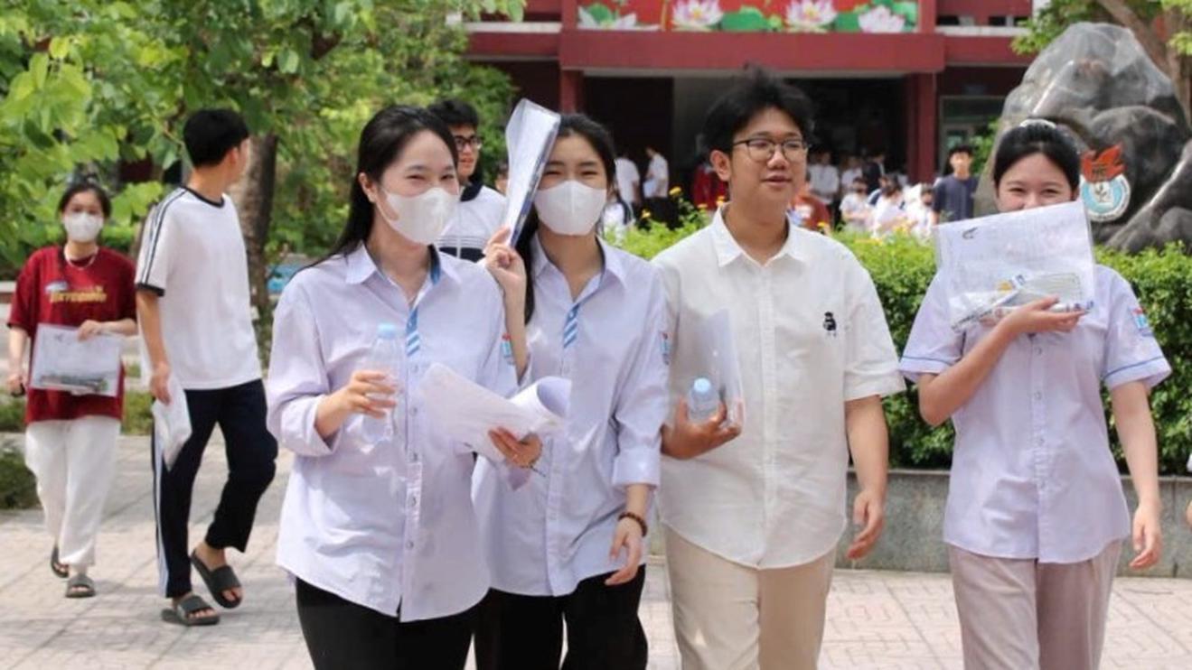 Những nhóm ngành học khó lỗi thời, không lo thất nghiệp